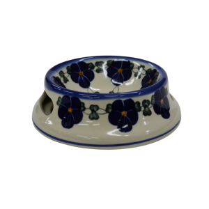 Small dog bowl (A96 D4)    
