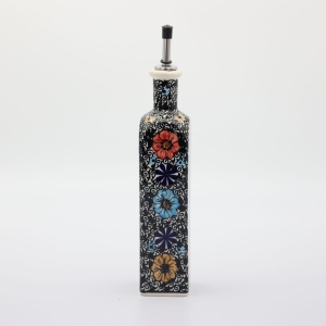 Olive oil bottle with pourer square (A544 D66)         